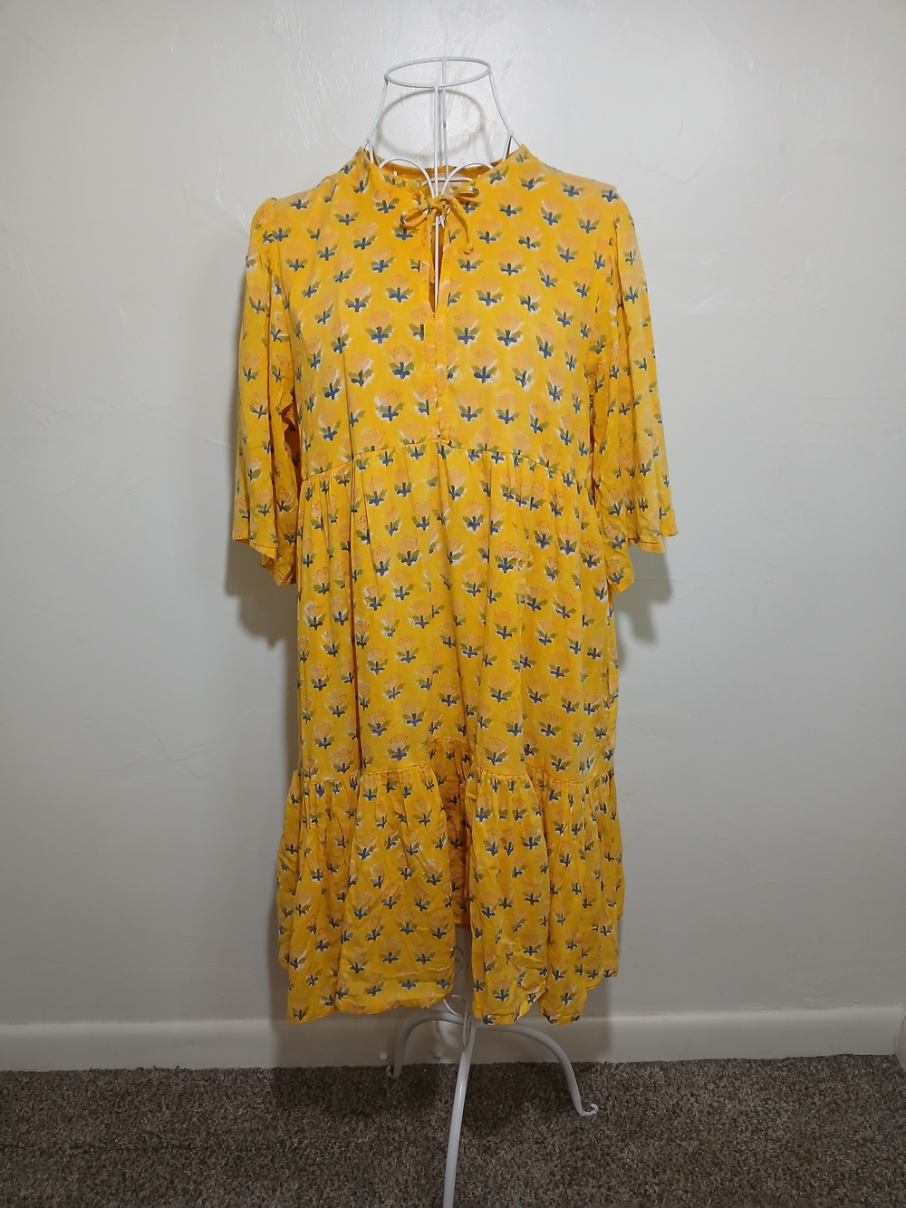 Women’s Yellow Floral Tie-Neck Boho-style Smocked Midi Dress Sz. XS/S Y2K